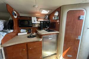 32ft Rinker Yacht For Sale