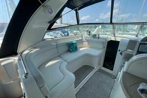 32ft Rinker Yacht For Sale