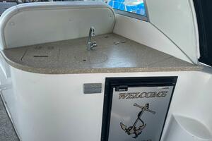 32ft Rinker Yacht For Sale
