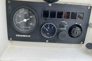 QUALITY TIME 33ft C amp C Yacht For Sale