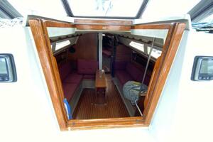 QUALITY TIME 33ft C amp C Yacht For Sale