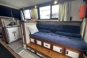 HEY BEAN 28ft Carver Yacht For Sale