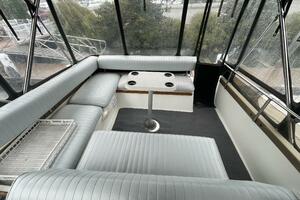 HEY BEAN 28ft Carver Yacht For Sale