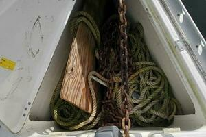 2000 Beneteau 361 thumbnail 12