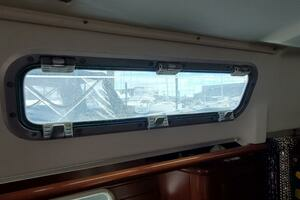 2000 Beneteau 361 thumbnail 48