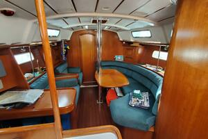 2000 Beneteau 361 thumbnail 45