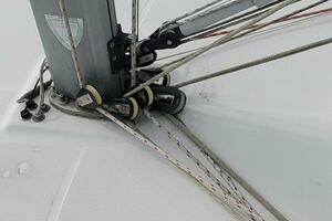 2000 Beneteau 361 thumbnail 18