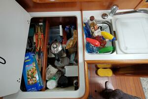 2000 Beneteau 361 thumbnail 35