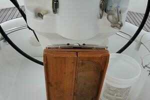 2000 Beneteau 361 thumbnail 24