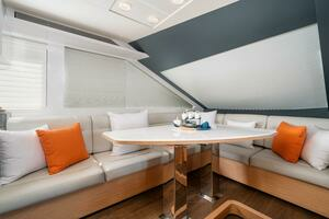 2024 CL Yachts thumbnail 11