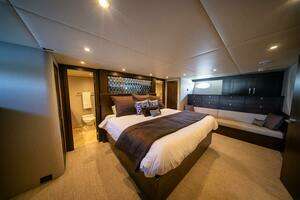 1992 Crescent Custom Yachts Custom thumbnail 16