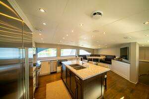 1992 Crescent Custom Yachts Custom thumbnail 12