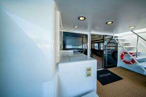 1992 Crescent Custom Yachts Custom thumbnail 4