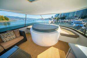 1992 Crescent Custom Yachts Custom thumbnail 43