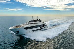 GLADIUS 2022 Ferretti Yachts Ferretti 1000 Yacht For Sale in Miami Beach 