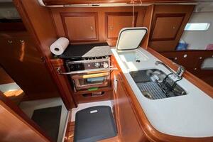 Crazy Love 32ft Beneteau Yacht For Sale