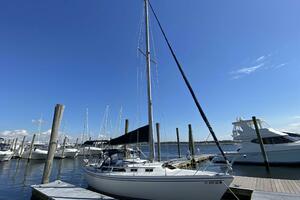 ACADIA 30ft Catalina Yacht For Sale
