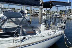 ACADIA 30ft Catalina Yacht For Sale