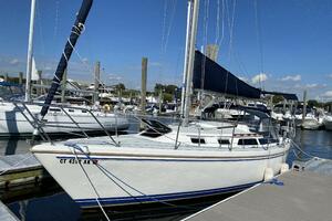 ACADIA 30ft Catalina Yacht For Sale