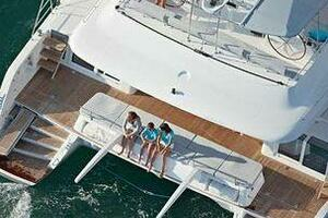 2015 Lagoon 620 thumbnail 2