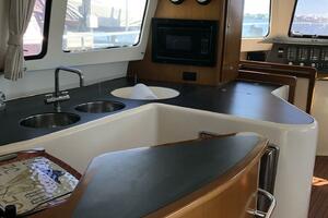 Photo 3958935 for 2000 Fountaine Pajot Maryland 37  