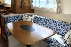 Photo 3958931 for 2000 Fountaine Pajot Maryland 37  