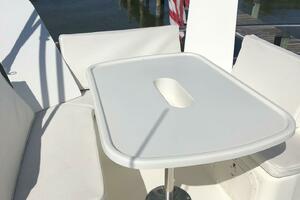 Photo 3958932 for 2000 Fountaine Pajot Maryland 37  