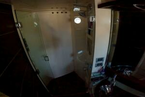 2011 Azimut 68S thumbnail 17