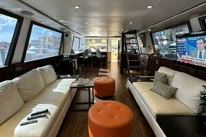 1988 Viking Motor Yacht thumbnail 52