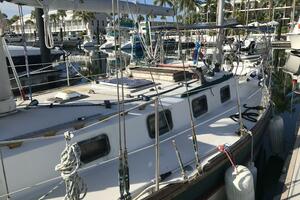 Karana 39ft Horizon Yacht For Sale