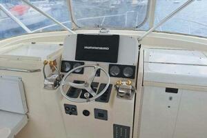 Kracka Dawn 30ft Pursuit Yacht For Sale