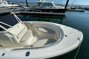 2011 Pursuit 280 CC thumbnail 52
