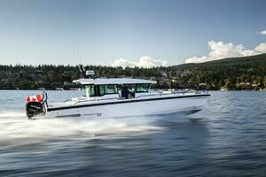 2024 Axopar 37XC CROSS CABIN Yacht For Sale in Palm Beach FL