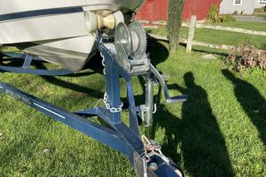 18ft Four Winns Yacht For Sale