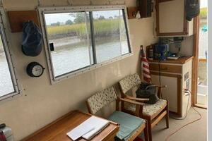 1984 Duffy Flybridge Cruiser thumbnail 29