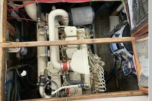 1984 Duffy Flybridge Cruiser thumbnail 39