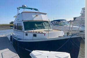 1984 Duffy Flybridge Cruiser thumbnail 6