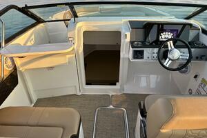 Photo 3977902 for 2018 Sea Ray 250 SDX  