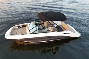 Photo 3977857 for 2018 Sea Ray 250 SDX  