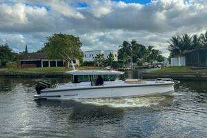  2024 Axopar 37XC CROSS CABIN Yacht For Sale in Fort Lauderdale FL