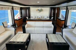 2019 Gulf Craft Majesty 100 thumbnail 5