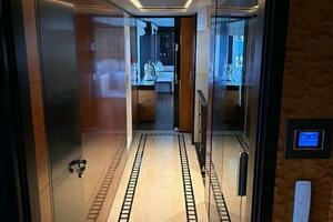 2019 Gulf Craft Majesty 100 thumbnail 14