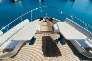 2020 Ferretti Yachts 670 thumbnail 15