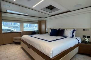 2024 Gulf Craft Majesty 100 thumbnail 15
