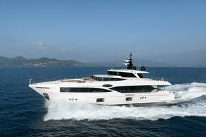 2024 Gulf Craft Majesty 100 thumbnail 1