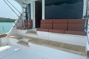 2008 Hatteras 77 Enclosed Bridge thumbnail 5