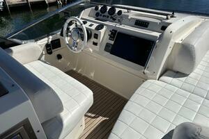 58ft Azimut Yacht For Sale