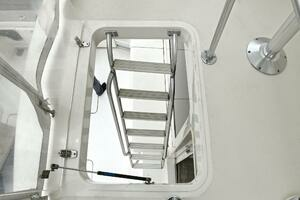 2001 Ocean Yachts 52 Super Sport thumbnail 28