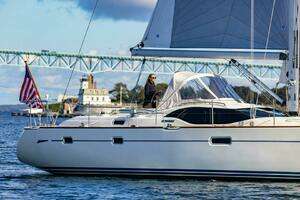 2008 Oyster Yachts thumbnail 7