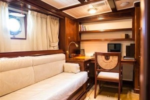 DONA FRANCISCA 172ft Astilleros Buquebus Yacht For Sale